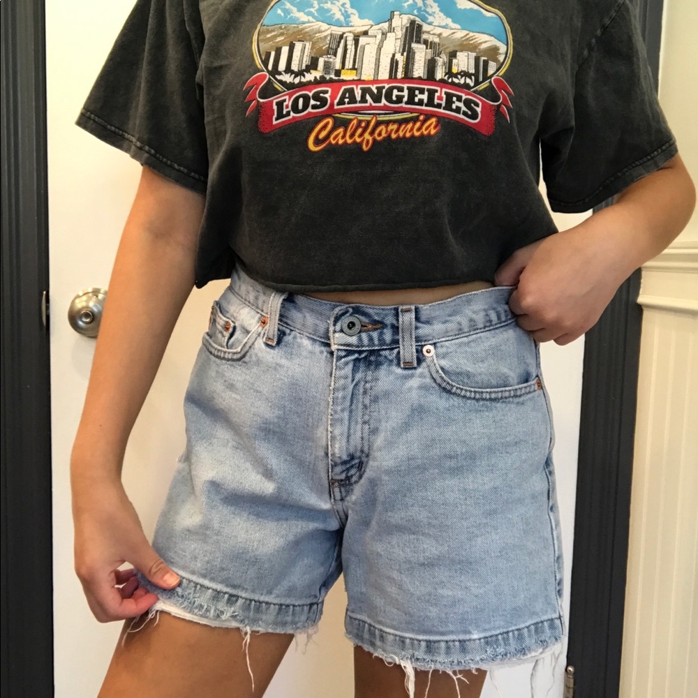 VINTAGE GUESS SHORTS - Picture 7 of 10